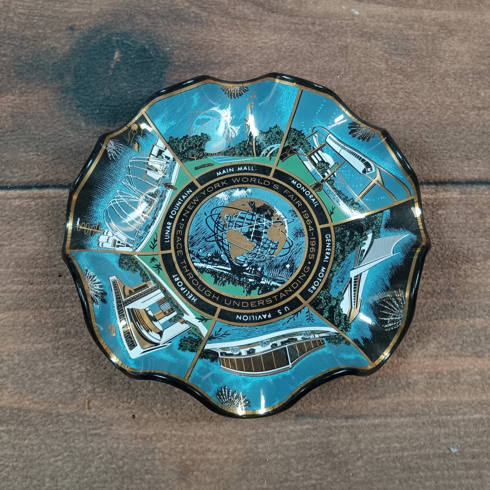 Vintage 1964 1965 New York Worlds Fair Houze Art Glass Bowl Unisphere 7.5in